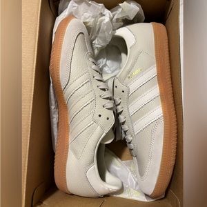 Brand new Adidas Samba Beige